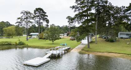 Serenity on the Lake