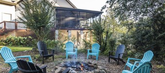 Luxury Home in Quiet Cove-SUPs Kayaks BBall Arcade