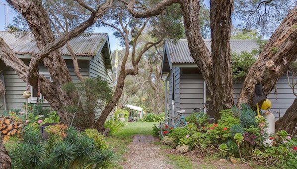 Property grounds - Newton Cottages: 5 BR, 3 BA House in Sorrento , Sleeps 11 (Sorrento)