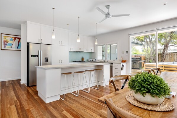 Fridge, microwave, oven, dishwasher