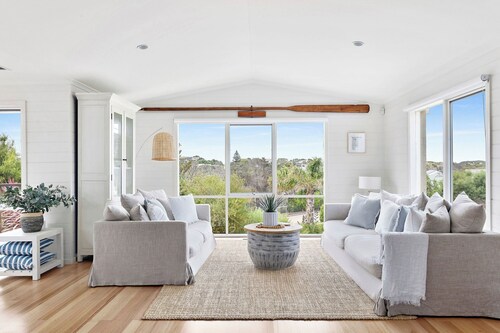 Sunsets at Malabar: 4 BR, 2 BA House in Sorrento, Sleeps 8