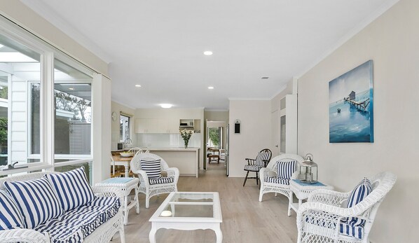 TV, fireplace, DVD player