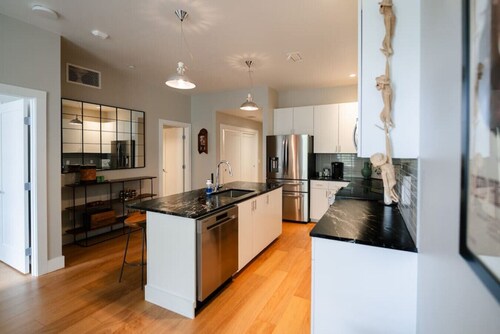 1Br Loft - Historic Martindale, with sleeper sofa