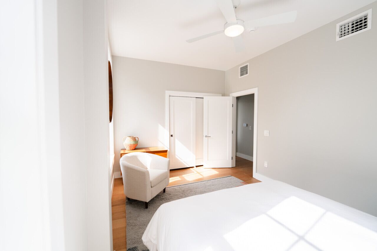 2 chambres, bureau, fer et planche à repasser, Wi-Fi gratuit