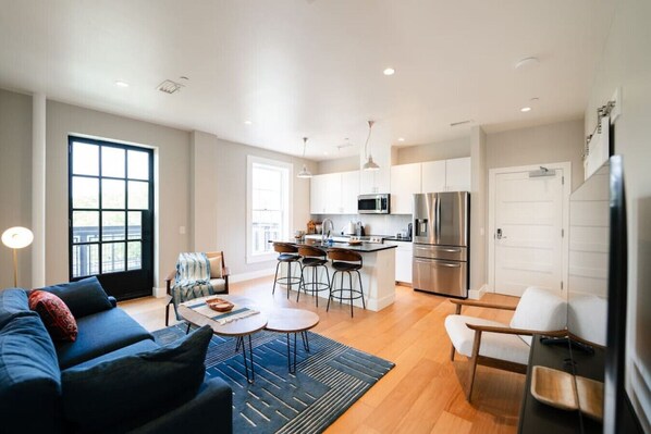 تلفزيون، مكتب