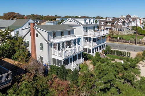 OCEAN FRONT - 703 S. Boardwalk Rehoboth Beach