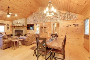 Cottage (2 Bedrooms) | Interior - Cottage w/ Hot Tub: 3 Mi to Downtown Blue Ridge! (Blue Ridge)