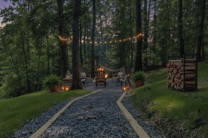 Interior - Hot Tub & Fire Pit: Secluded Blue Ridge Cabin! (Blue Ridge)
