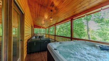 House (2 Bedrooms) | Front of property