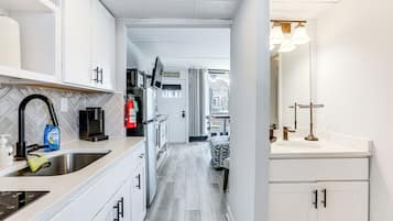 Apartment (1 Bedroom) | Interior