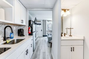 Apartment (1 Bedroom) | Interior