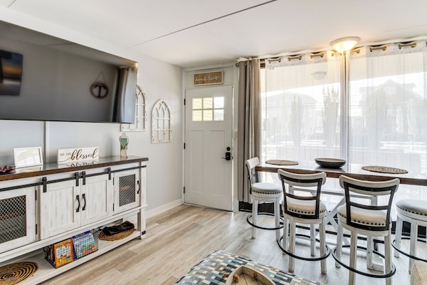 Apartment (1 Bedroom) | Interior