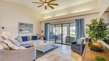 單棟房屋 (3 Bedrooms) | 內部