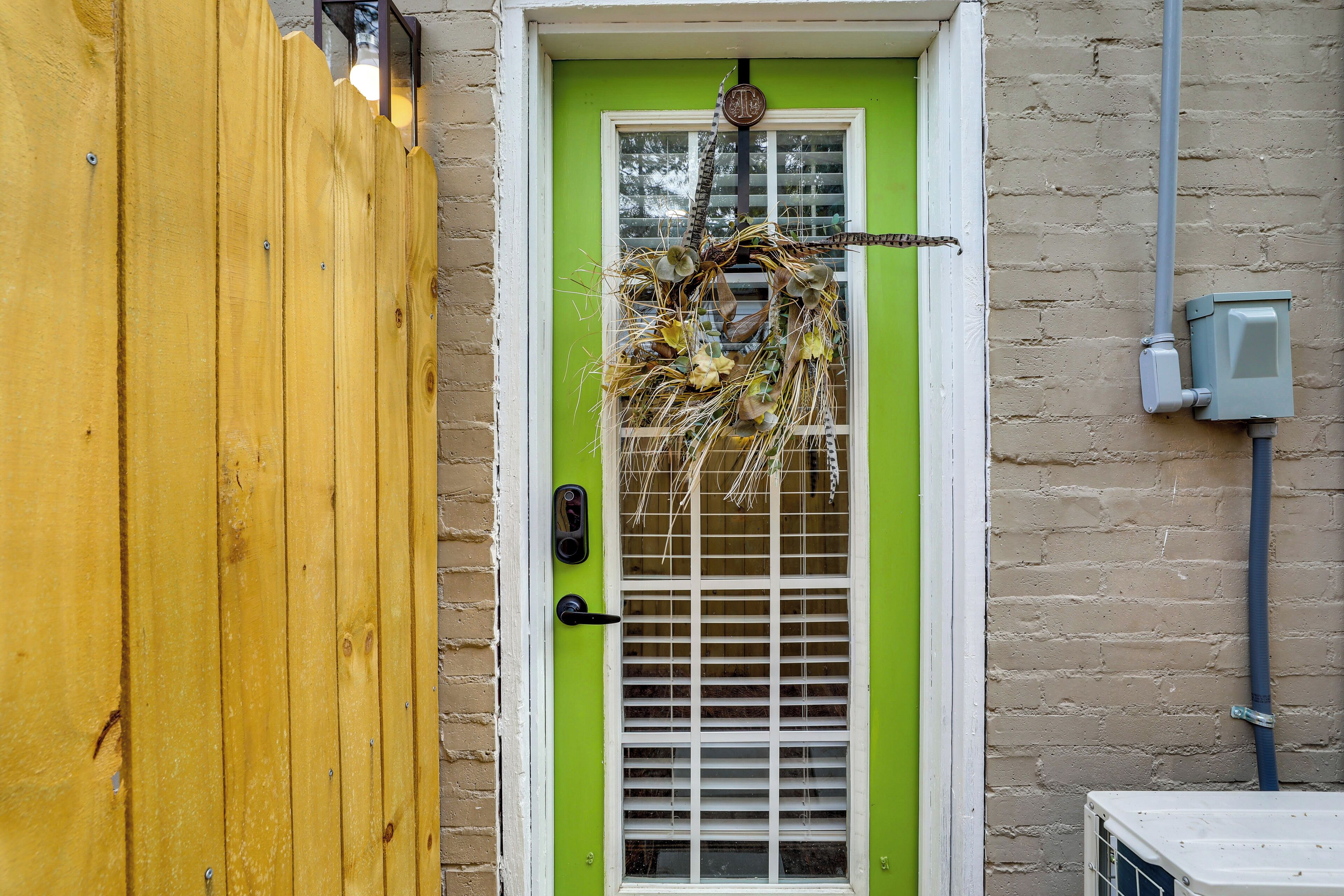 Apartment (0 Bedroom) | Interior