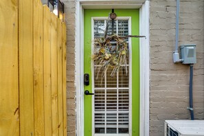 Apartment (0 Bedroom) | Interior