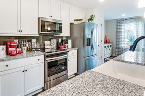 Apartment (4 Bedrooms) | Bahagian dalam