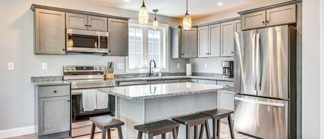 House (3 Bedrooms) | Interior