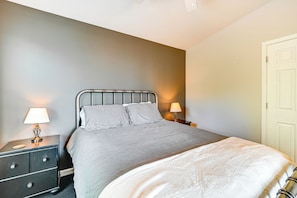 House (3 Bedrooms) | Interior