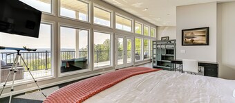 Nolin Lake Home w/ Decks & Fire Pit in Clarkson!