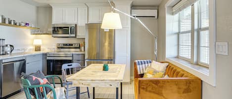 House (1 Bedroom) | Interior