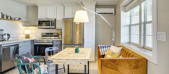 Dog-friendly Guest House on Horse Ranch in Azle!