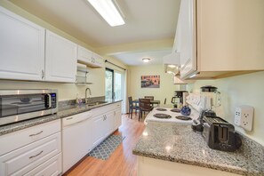 Apartment (2 Bedrooms) | Interior - 11 Miles to Saratoga Race Course: Upstate Retreat! (Ballston Spa)