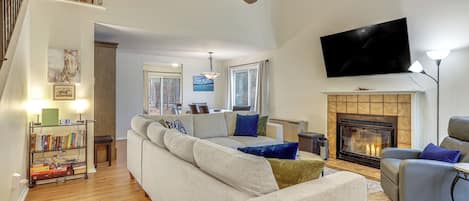 Apartment (2 Bedrooms) | Front of property