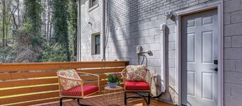 Modern Decatur Getaway ~ 8 Mi to Downtown Atlanta!