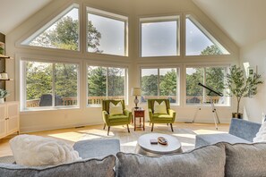 House (3 Bedrooms) | Interior - 6 Mi to Appalachian Trail: Modern Front Royal Gem! (Front Royal)