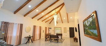 GAVs Abode: Your Spacious and Peaceful home in Duma