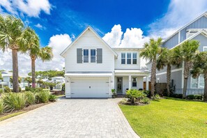 Exterior - Stunning Dog Friendly Home Seaside Serenity - Free Golf Cart - Community Pool (Miramar Beach)