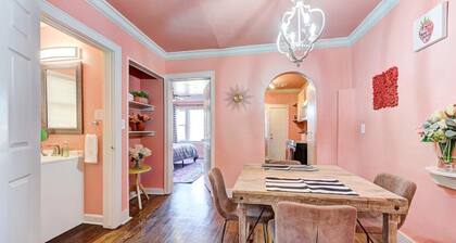 Strawberry Lodge-adorable duplex in central NW OKC