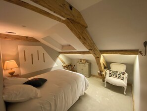 2 habitaciones, cuna de viaje, wifi gratis y ropa de cama 