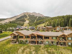 Exterior - Big Sky Vacation Rentals: ML Lodgeside 83D (Big Sky)