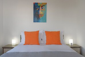Luxury-Apartment, Stadtblick | 1 Schlafzimmer, Zimmersafe, Verdunkelungsvorhänge, Bügeleisen/Bügelbrett