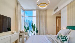 Apartment - 2BR Apt w Dubai Canal Views Near Burj Dubai Mall (Dubai)