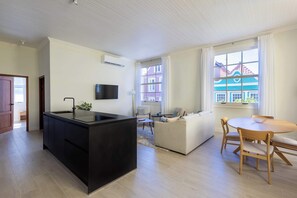 Interior - Chic "Broadway" Apartment in Central Willemstad (Willemstad)