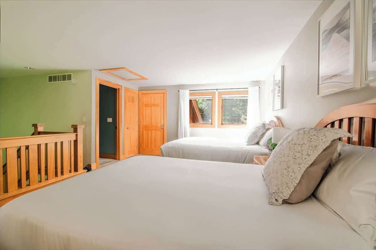 5 makuuhuonetta, vauvan matkasänky, Wi-Fi, vuodevaatteet