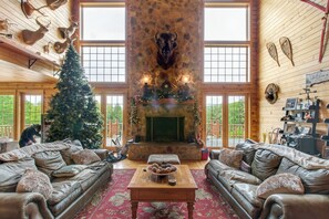 Smart-TV, peis, videospill og fotballspill