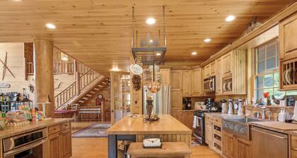 Spacious Cabin near Hunter & Windham Mountains - 5-25-minute drive - 6 Bedrooms