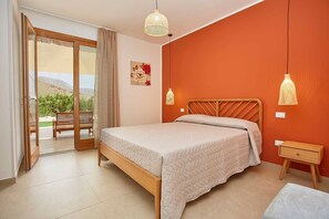 4 bedrooms, in-room safe, iron/ironing board, travel crib