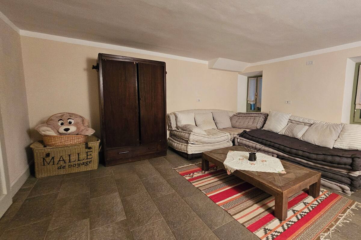 Luxury Double or Twin Room, 1 Bedroom, Non Smoking, Beach View | Living area