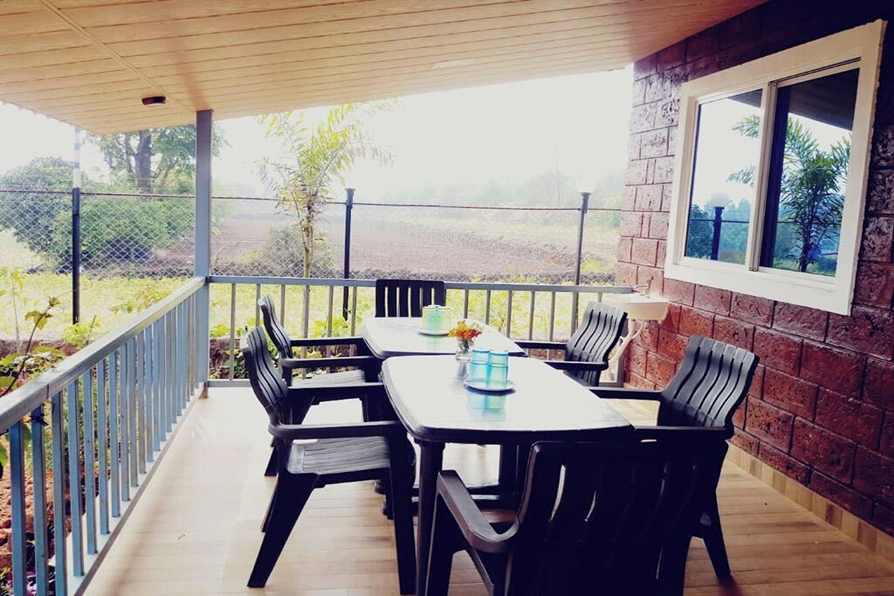 32-inch flat-screen TV with cable channels