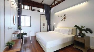 Villa, 2 Bedrooms | 2 bedrooms, in-room safe, free WiFi, bed sheets