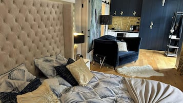 1 bedroom, iron/ironing board, free WiFi, bed sheets