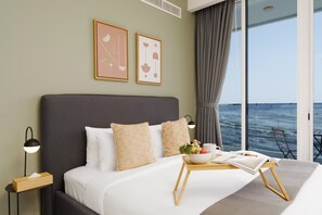 1 bedroom, in-room safe, iron/ironing board, free WiFi