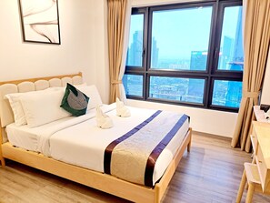 Premium bedding, down comforters, Select Comfort beds