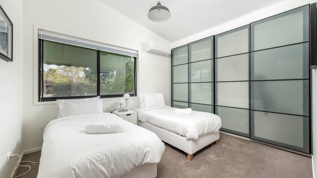 Charming Ainslie Retreat With Garden & City Access - Belconnen