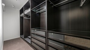 Interior - Lovely 3 Bedroom Home In Ainslie ACT (Ainslie)