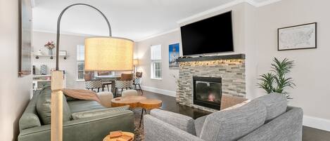 Smart TV, fireplace, DVD player, offices